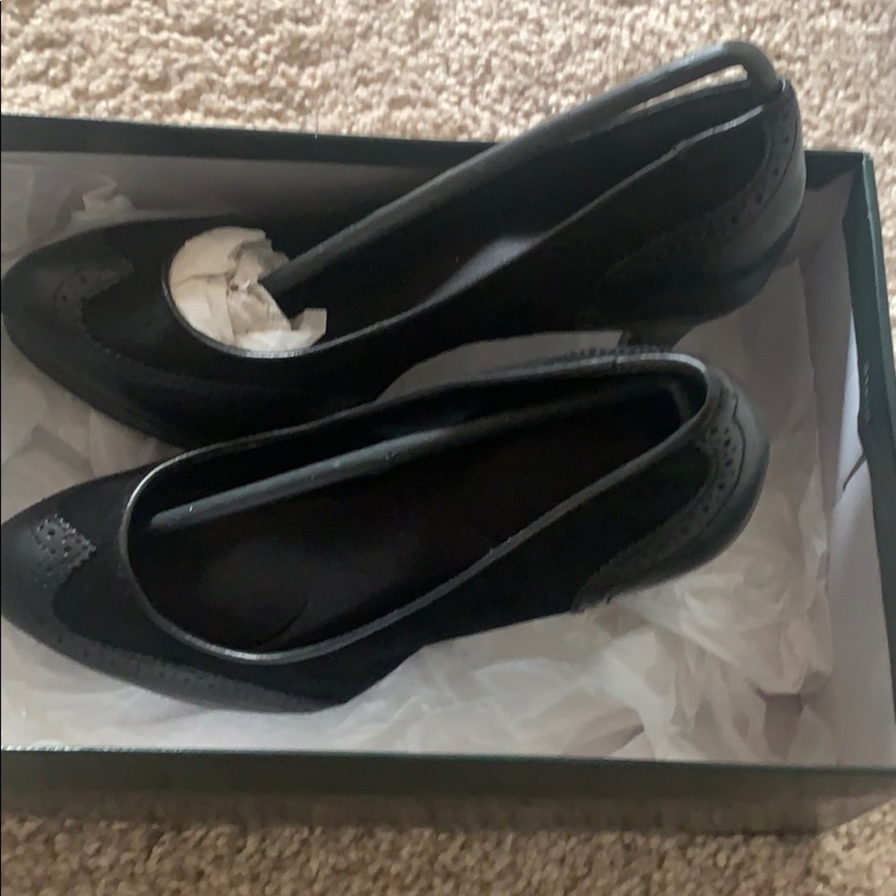 Shoes - Picture 2 of 3